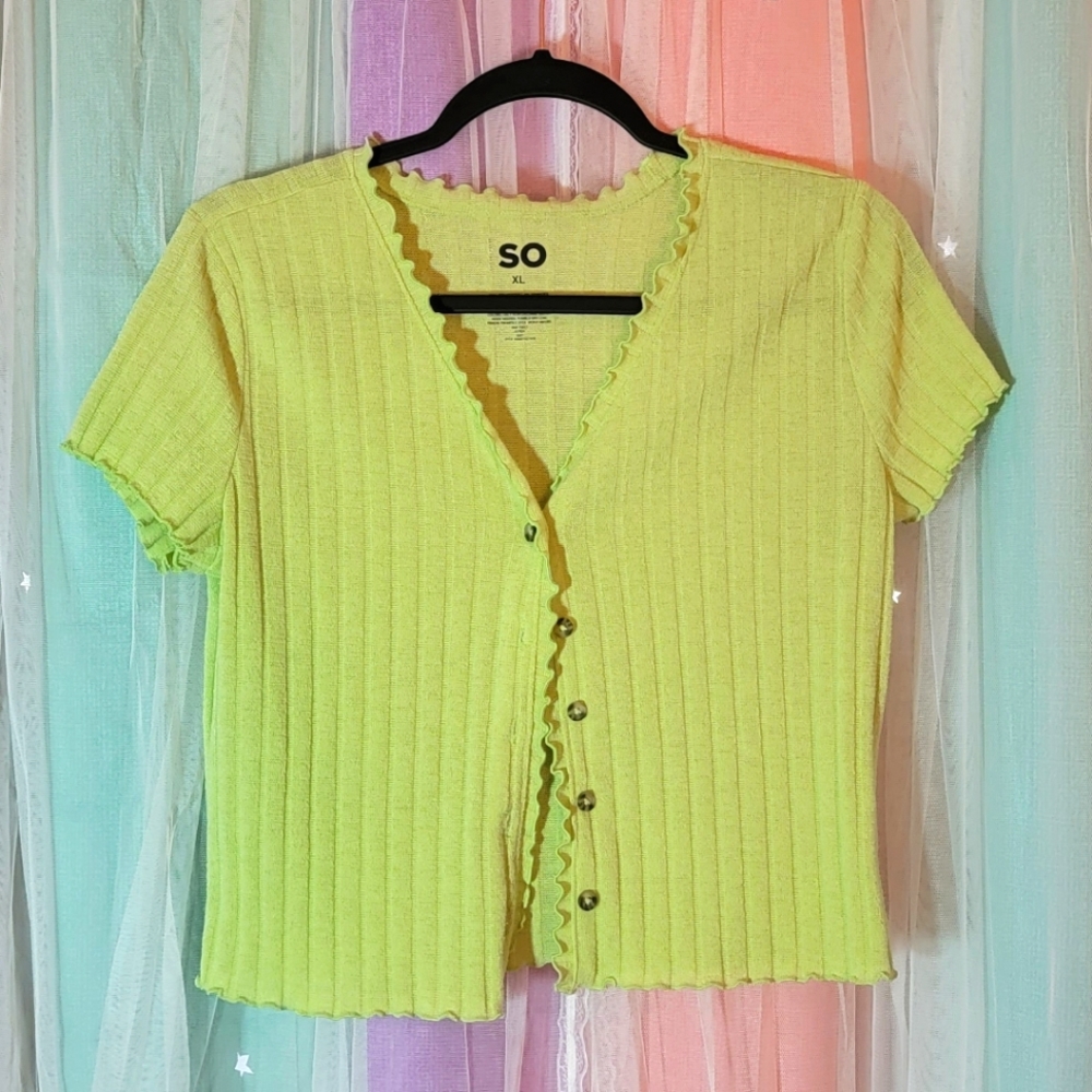 NWOT Cropped button up cardigan